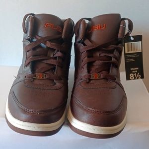 New men 8.5 sneakers